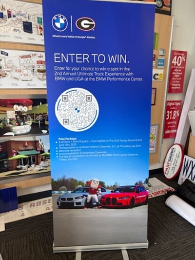 Retractable Banners Photo